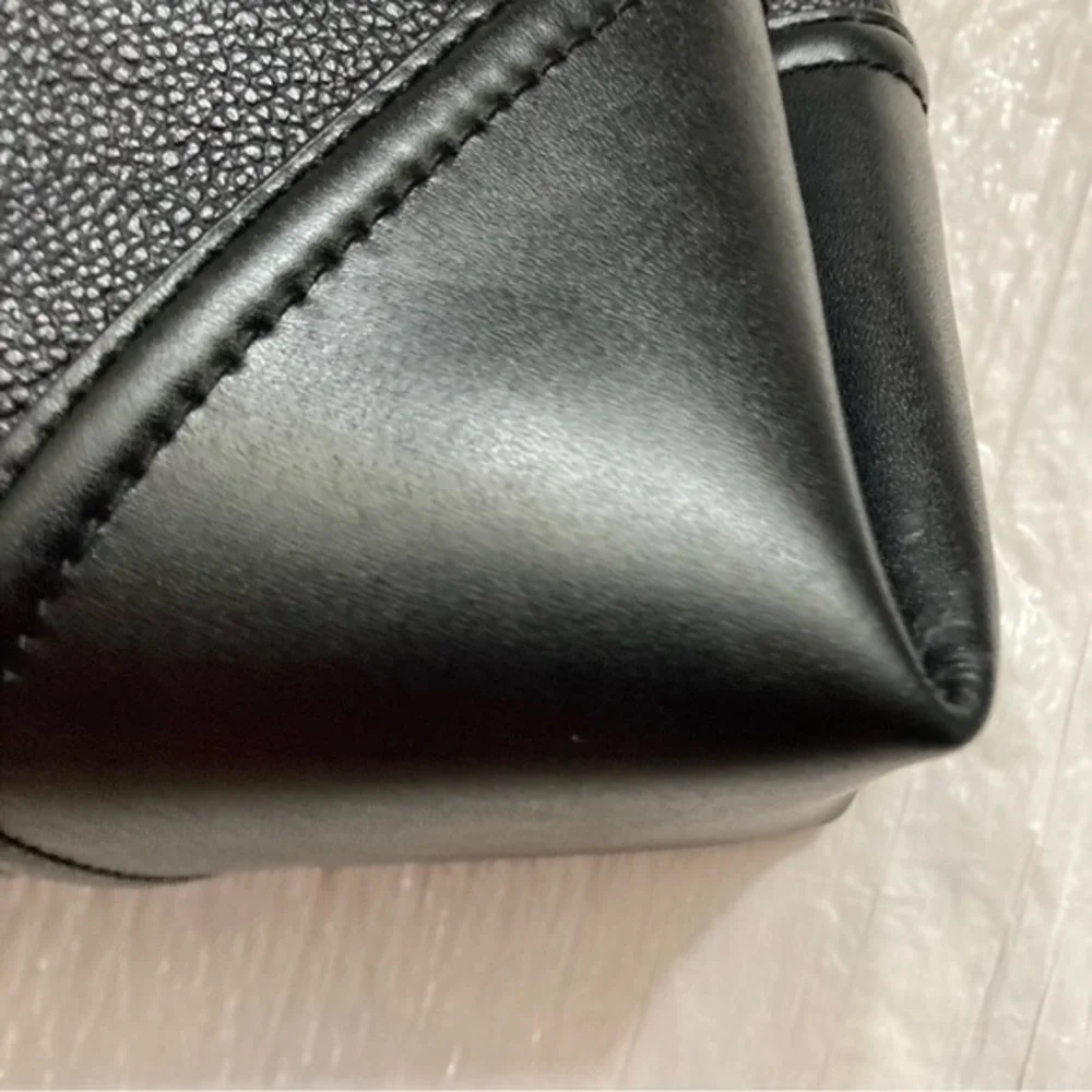Michael kors black leather tote bag